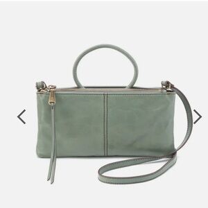 Hobo sable bag in jade polished leather